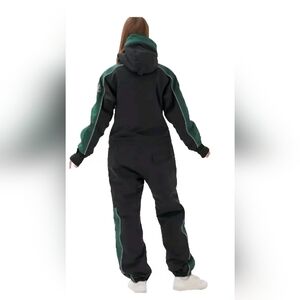 Women's Black and Green Ski Jacket